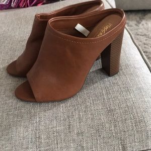 Brown heels with peep toe